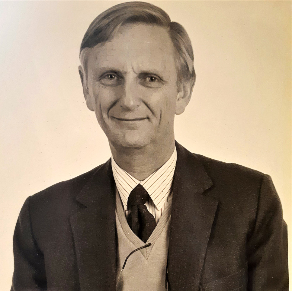 Alumni : Hopkins, Ian James OAM